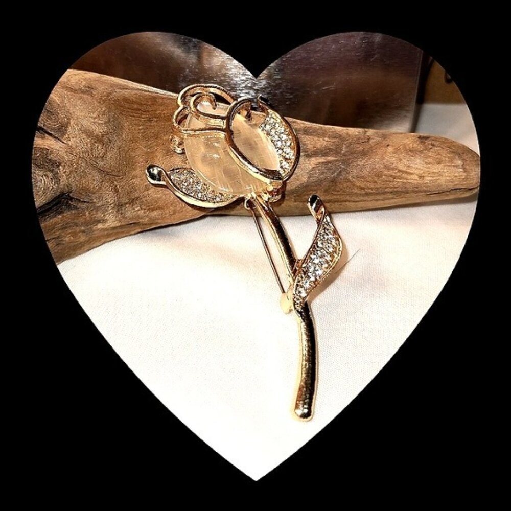 Elegant Gold Rose Brooch With Faux Pearl & Rhinestones - Timeless Floral Jewelry